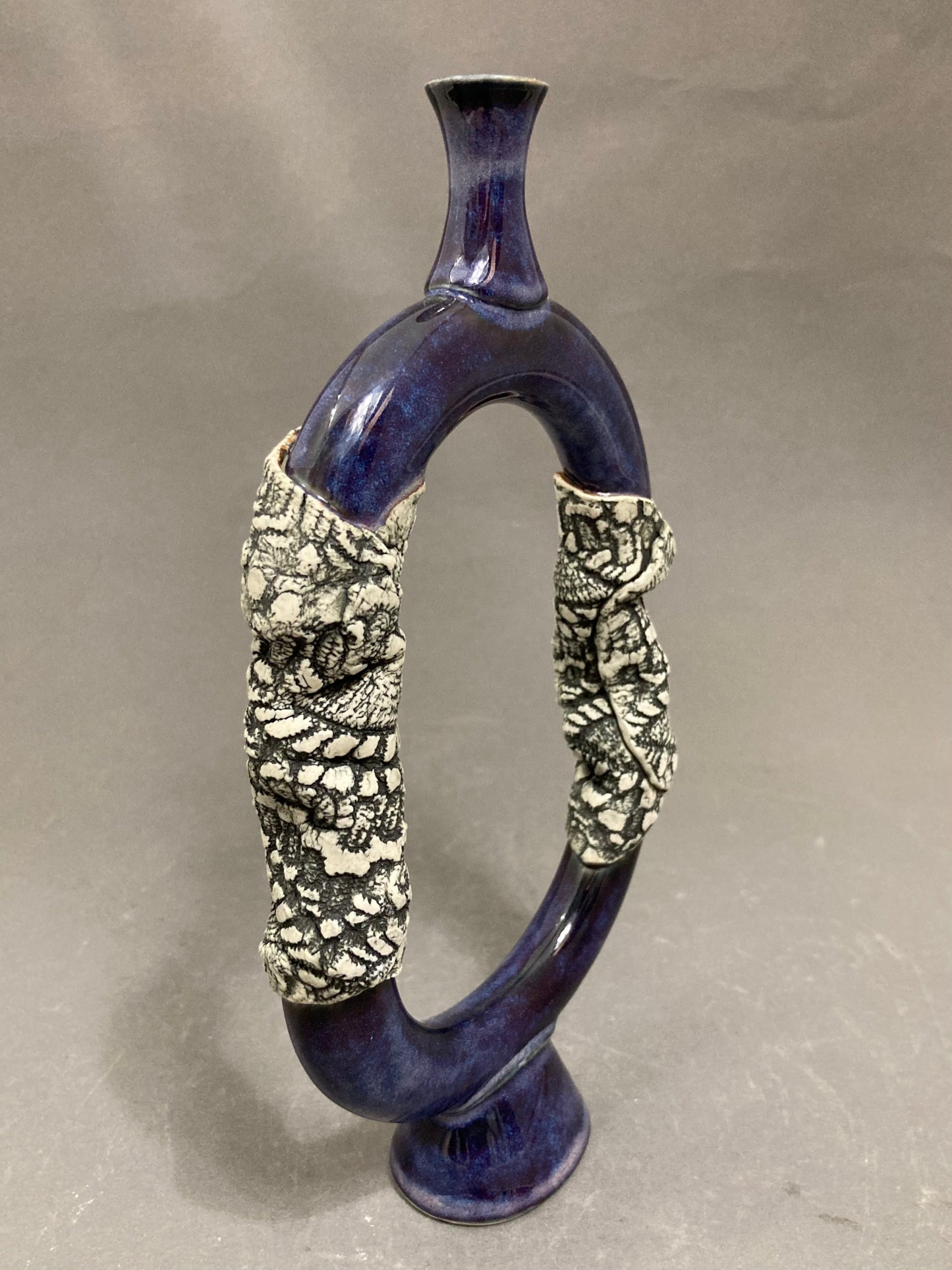 Reconnection Vase - Indigo
